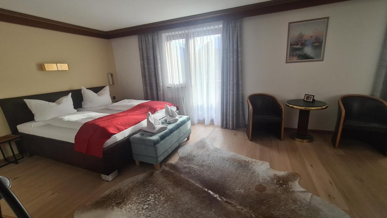 Hotel Tyrolis ツィルル エクステリア 写真