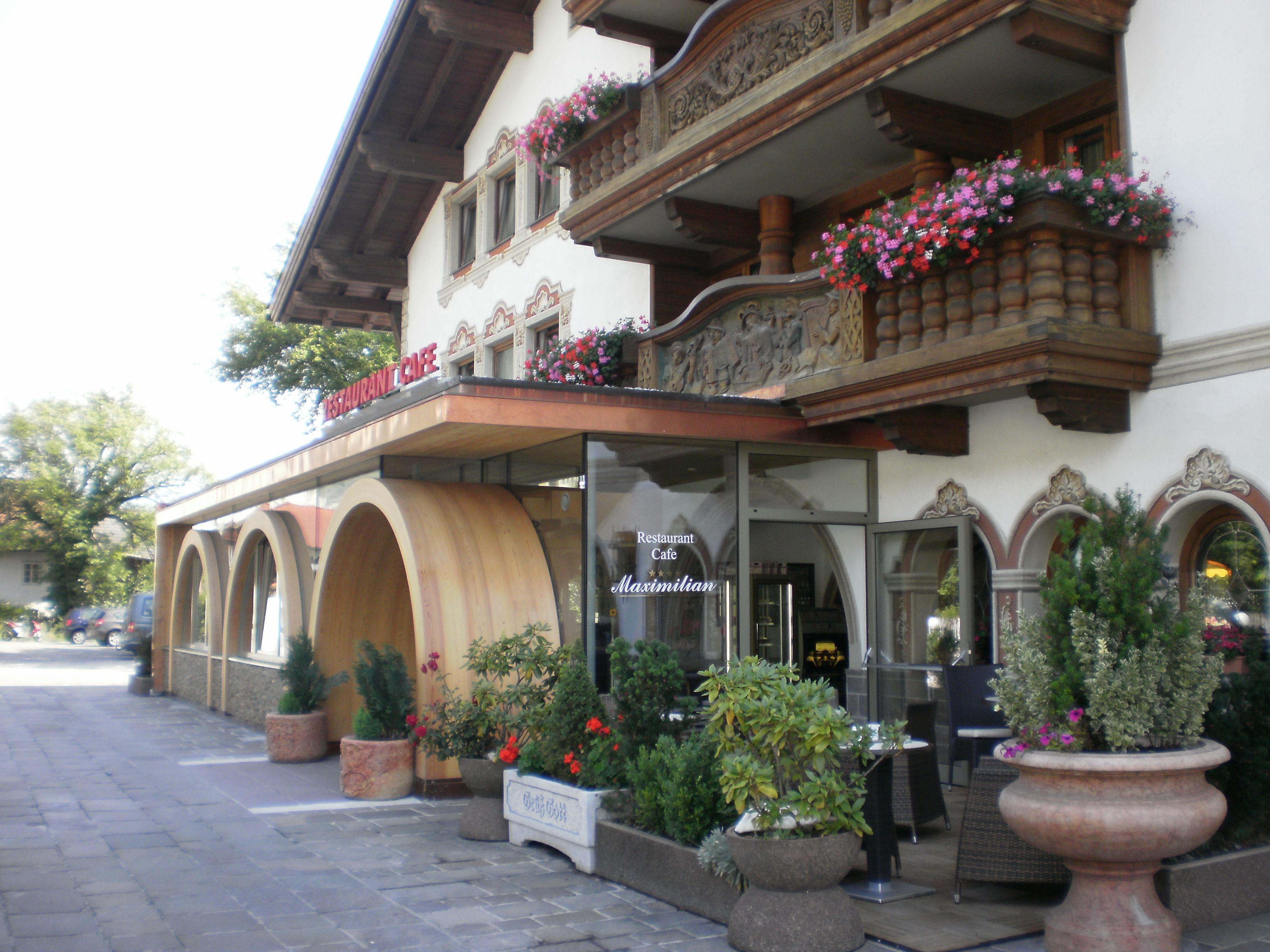 Hotel Tyrolis ツィルル エクステリア 写真