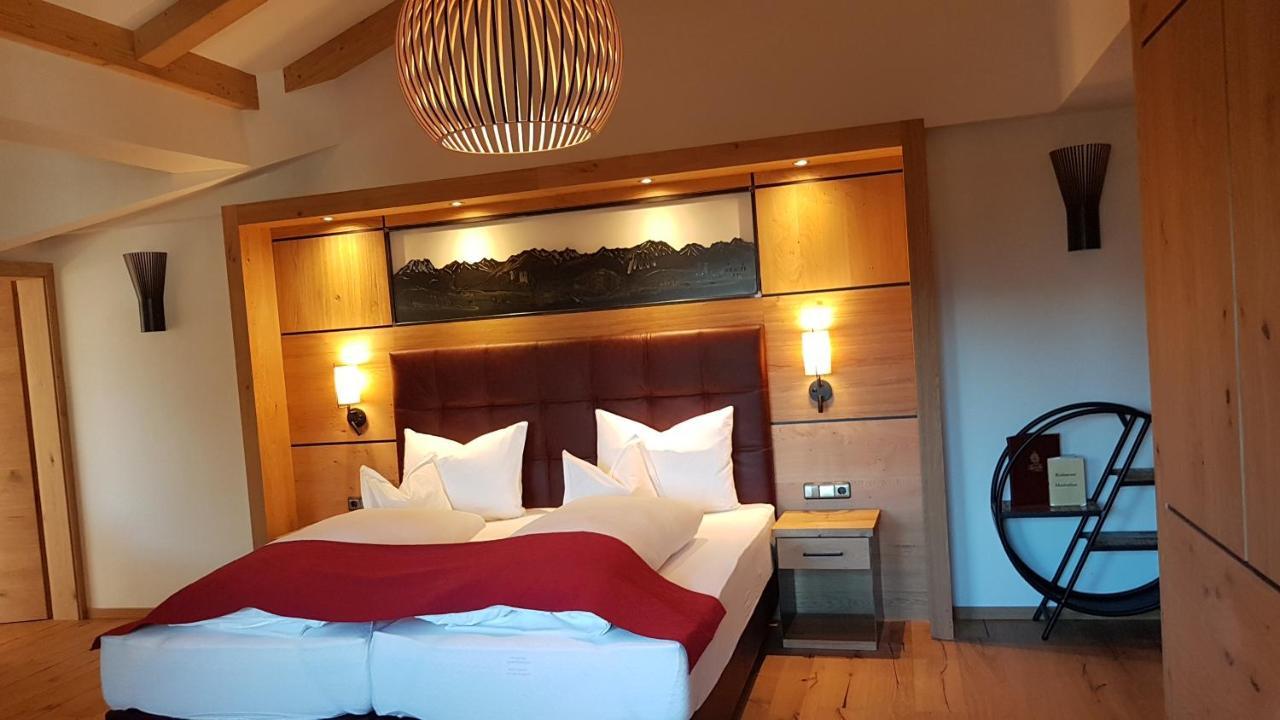 Hotel Tyrolis ツィルル エクステリア 写真