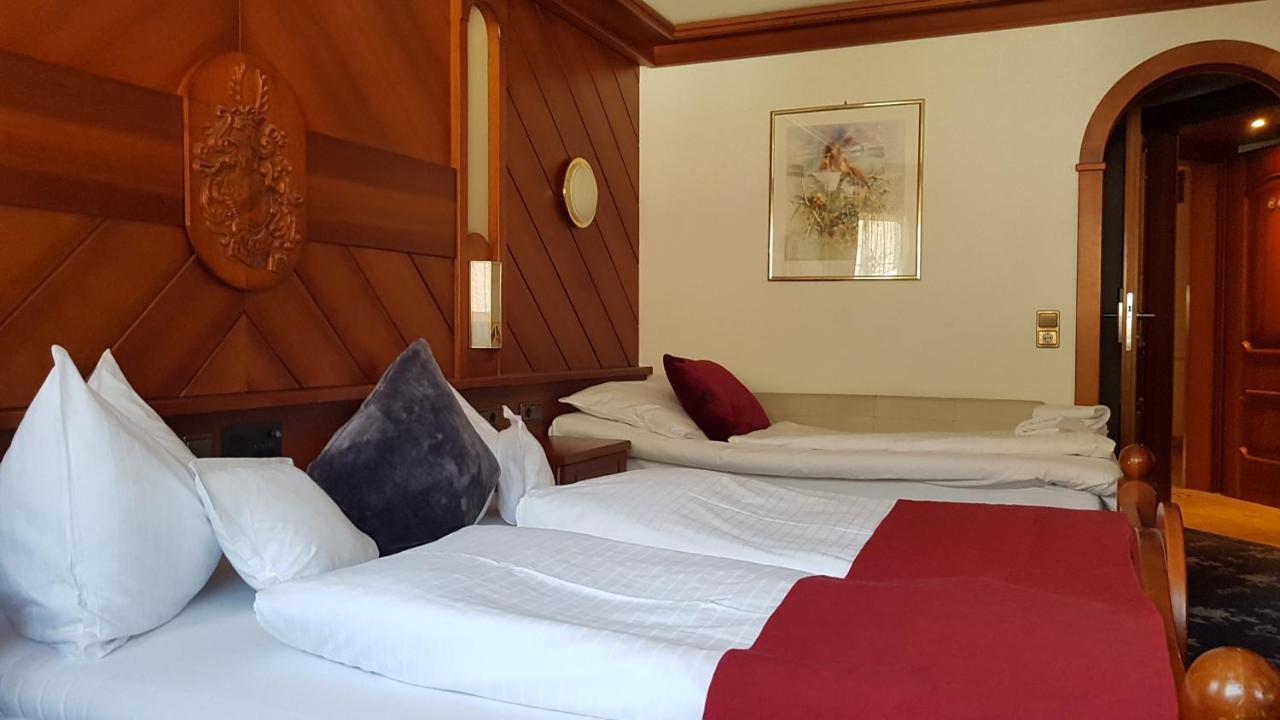 Hotel Tyrolis ツィルル エクステリア 写真