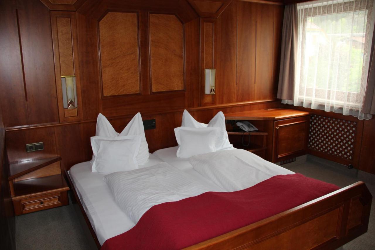 Hotel Tyrolis ツィルル エクステリア 写真